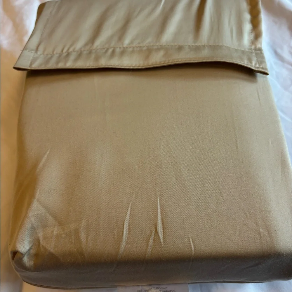 New Twin/Twin Extra Long 320 Thread Count Cool Tencel Lyocell Sheet Set- Khaki